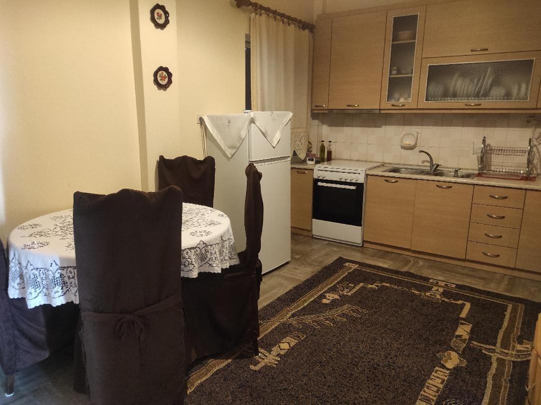 קאלאבאקה Nasos Apartment Meteora מראה חיצוני תמונה